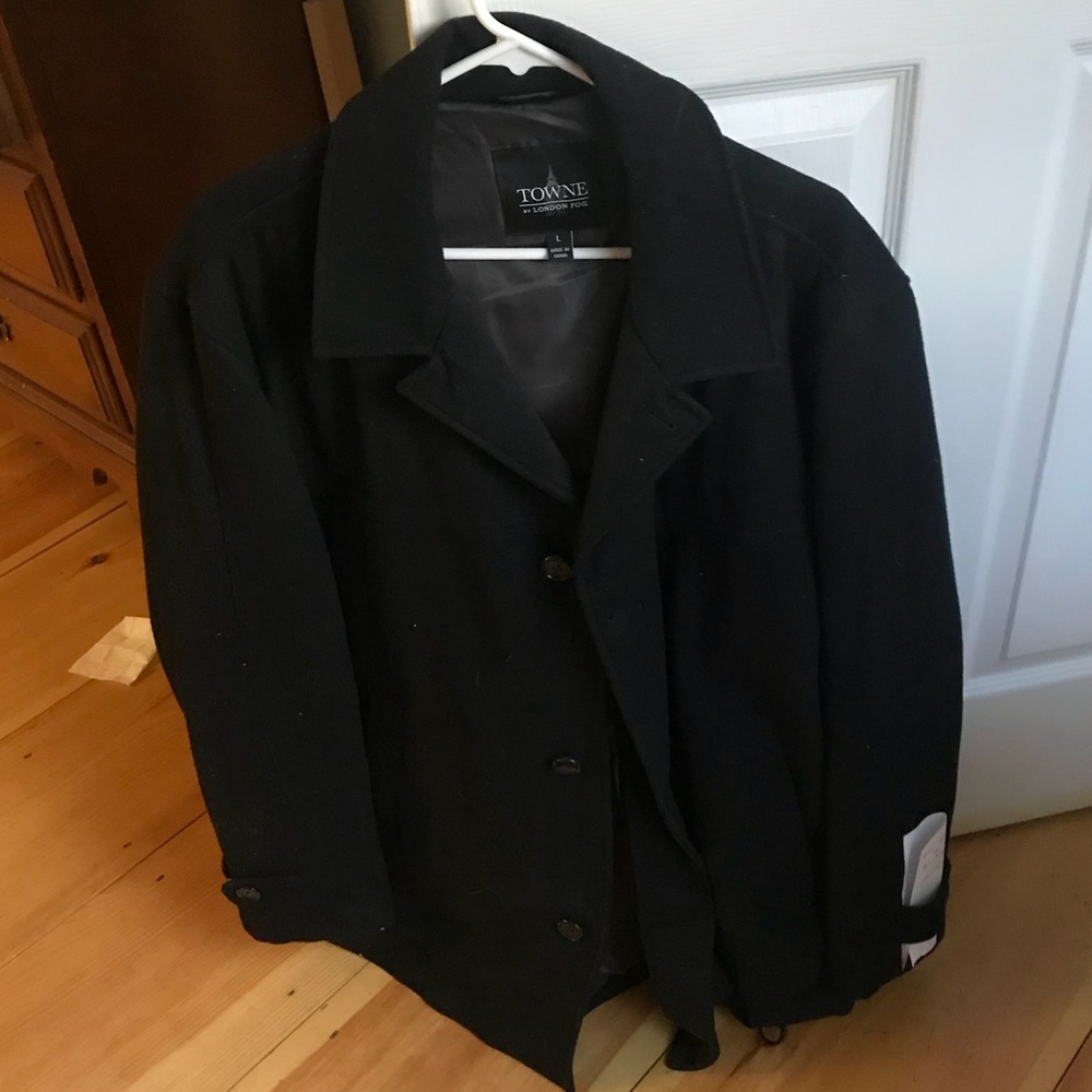 Men’s peacoat size large London fog